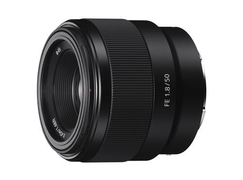 Câmera híbrida Sony Alpha 7III Preta + FE 28-60mm f/4-5.6 + FE 50mm f/1.8 + Bateria adicional Sony NP-FZ100