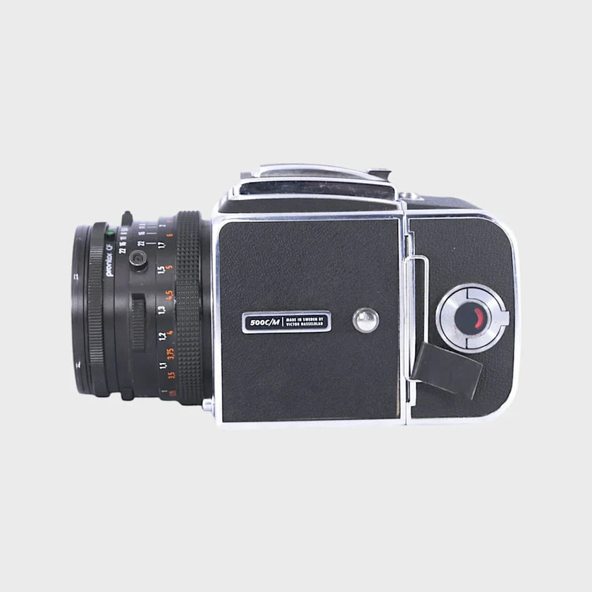 Hasselblad 500C/M médio formato analógico com lente 80mm f/2.8