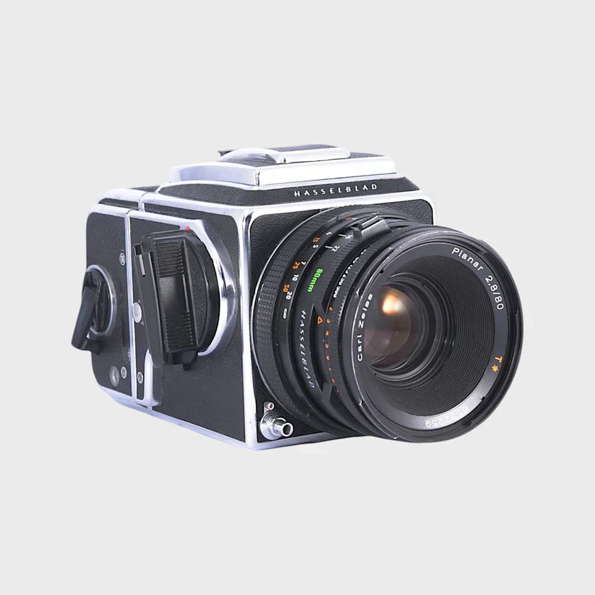 Hasselblad 500C/M médio formato analógico com lente 80mm f/2.8