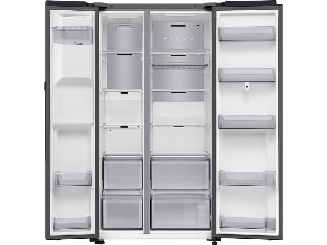 Frigorífico Americano SAMSUNG RS90F66BETEF E (No Frost - 178.4 cm - 614 L - Inox)

Energetic Certification - E