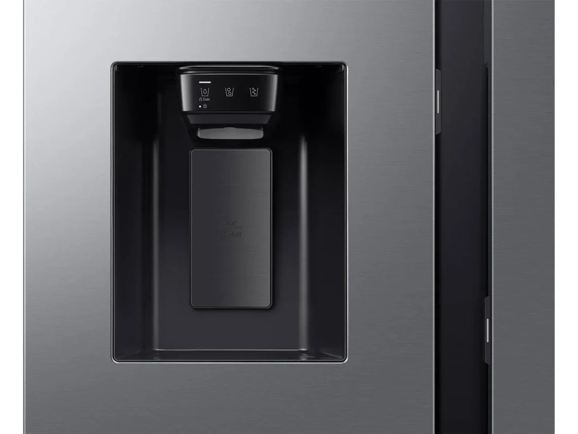 Frigorífico Americano SAMSUNG RS90F66BETEF E (No Frost - 178.4 cm - 614 L - Inox)

Energetic Certification - E